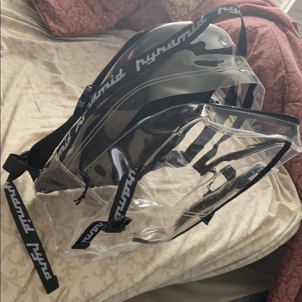 Black Pyramid Backpack - Picture 5 of 6